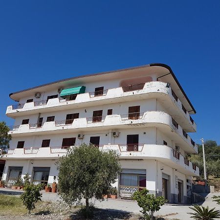 Hotel La Primula Bova Marina Exterior foto